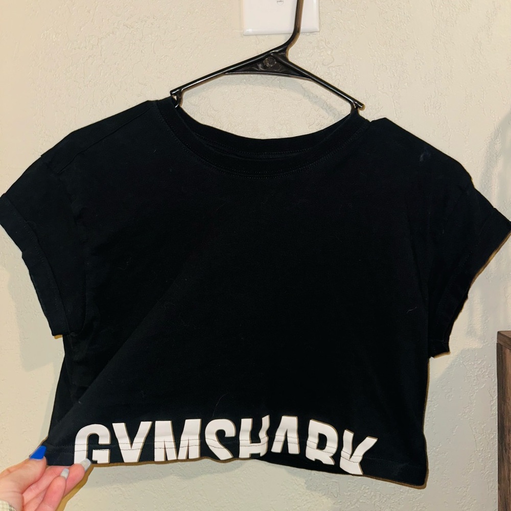 Gymshark Black Cropped T-Shirt